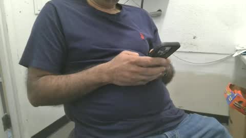 Snapshot of metter26 chatting on June 15, 12:07 pm atx guy online show from June 15, 12:07 pm