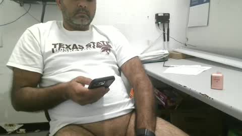 Snapshot of metter26 chatting on June 20, 7:38 pm atx guy online show from June 20, 7:38 pm