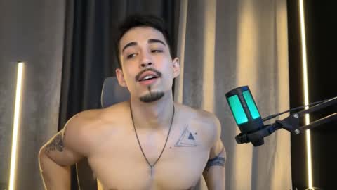 mettew22cm online show from November 1, 10:12 pm