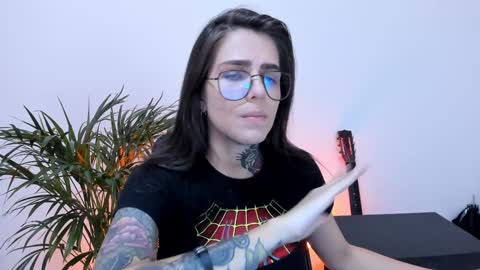 Meurif online show from February 7, 2:04 pm