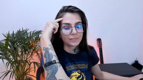 Meurif online show from February 21, 2:38 pm