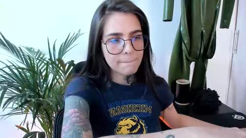 Meurif online show from October 4, 7:01 pm