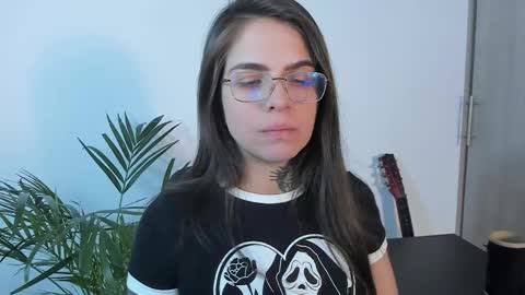 Snapshot of meurief chatting on May 21, 1:01 am Meurif online show from May 21, 1:01 am