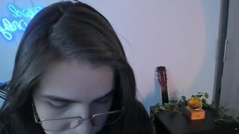 Snapshot of meurief chatting on July 5, 12:17 am Meurif online show from July 5, 12:17 am