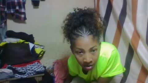Snapshot of mevasoa chatting on July 25, 7:39 am mevasoa online show from July 25, 7:39 am