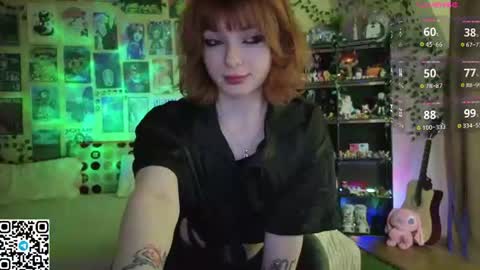 Snapshot of mevis_li chatting on July 23, 8:07 pm Mavis online show from July 23, 8:07 pm