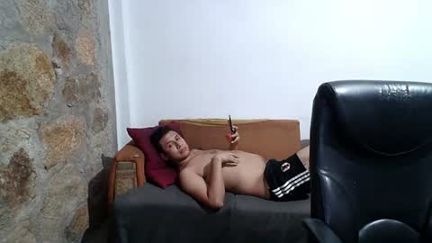 Snapshot of mexatre chatting on August 4, 1:31 am mexatre online show from August 4, 1:31 am