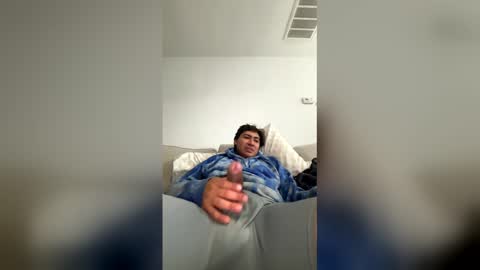 Snapshot of mexicanguy12inch chatting on March 23, 7:45 am mexicanguy12inch online show from March 23, 7:45 am