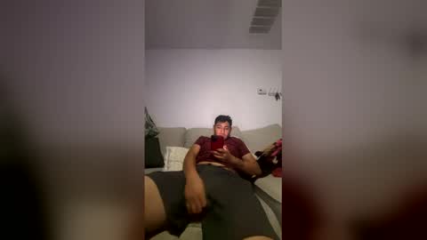 Snapshot of mexicanguy12inch chatting on April 10, 8:41 am mexicanguy12inch online show from April 10, 8:41 am