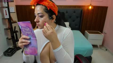 Snapshot of meylagia chatting on November 24, 3:06 am meylagia online show from November 24, 3:06 am