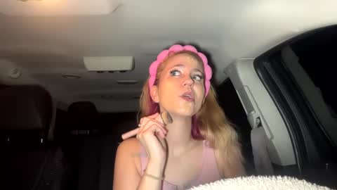 mezzy69 online show from February 28, 9:04 am