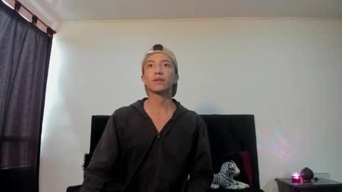 MATHIAS online show from November 17, 3:51 pm