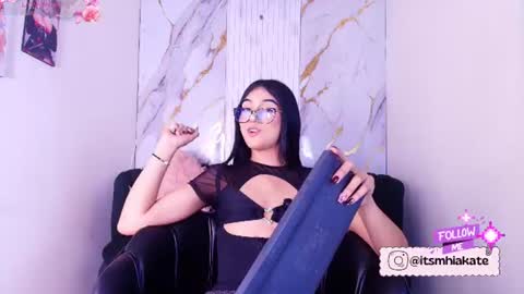 Snapshot of mhia_kate chatting on June 13, 2:26 pm Mhia Kate online show from June 13, 2:26 pm