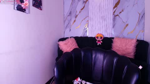 Snapshot of mhia_kate chatting on June 17, 12:18 pm Mhia Kate online show from June 17, 12:18 pm