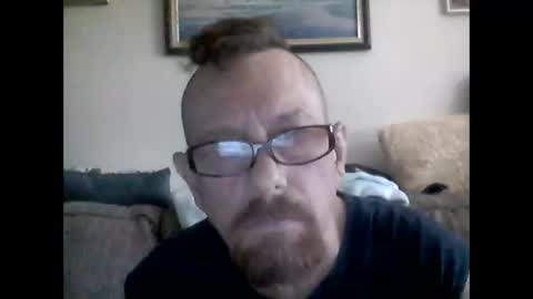 mhitch924 online show from June 9, 12:17 pm