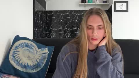 Snapshot of mi_chyort chatting on February 11, 3:39 pm Misha online show from February 11, 3:39 pm