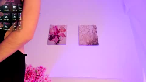 Mia online show from May 21, 5:42 pm