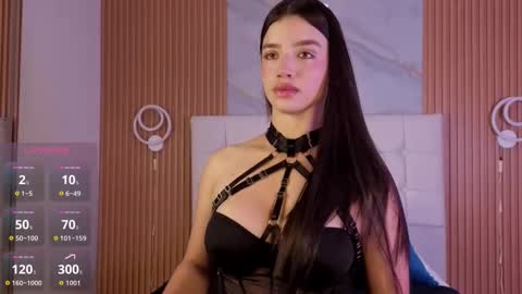 Snapshot of mia_2406_ chatting on November 7, 6:08 pm mia online show from November 7, 6:08 pm