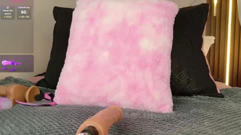 Mia Blonde online show from October 19, 8:09 pm