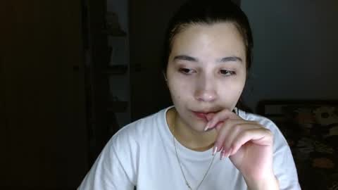 Snapshot of mia__lopez_ chatting on May 12, 3:03 am Mia online show from May 12, 3:03 am
