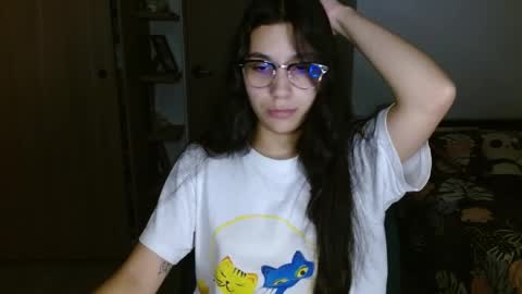 Snapshot of mia__lopez_ chatting on May 14, 2:51 am Mia online show from May 14, 2:51 am