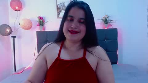 C A L L  M E  M I A  online show from February 15, 4:09 am