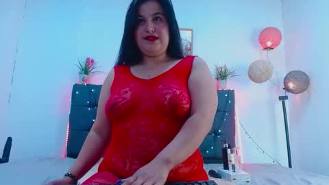 C A L L  M E  M I A  online show from March 13, 4:08 am