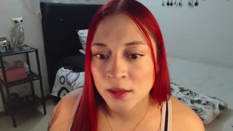 Snapshot of mia_adams_red chatting on July 11, 11:06 pm mia online show from July 11, 11:06 pm