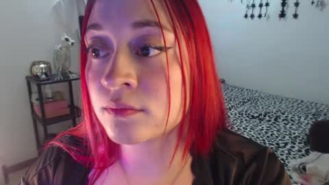 Snapshot of mia_adams_red chatting on July 23, 1:58 am mia online show from July 23, 1:58 am