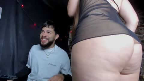 Mia and vincentt model indepent online show from December 19, 4:08 am