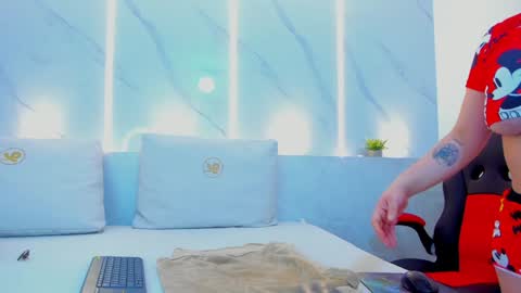 Mia  online show from January 27, 11:00 pm