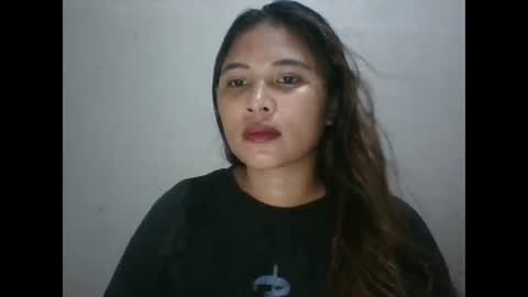 Snapshot of mia_bella04 chatting on February 2, 6:37 am mia_bella04 online show from February 2, 6:37 am