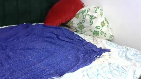 Snapshot of mia_bellah chatting on January 27, 6:52 pm aishah petite online show from January 27, 6:52 pm
