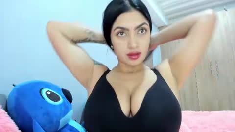 Snapshot of mia_belmonte chatting on July 14, 6:24 pm mia_belmonte online show from July 14, 6:24 pm
