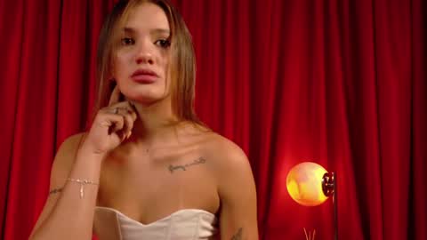 Mia Benett  online show from May 2, 2:22 pm