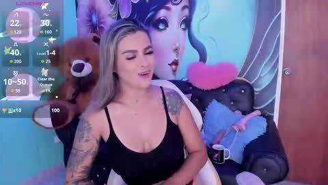 Mia online show from February 11, 9:09 pm