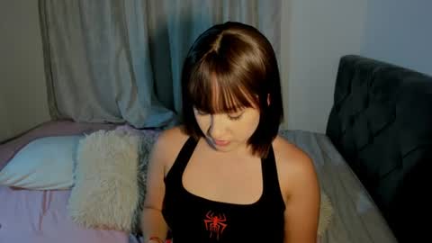 Snapshot of mia_blaiir chatting on June 27, 1:43 am Mia Blair online show from June 27, 1:43 am