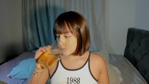 Snapshot of mia_blaiir chatting on July 5, 9:44 pm Mia Blair online show from July 5, 9:44 pm