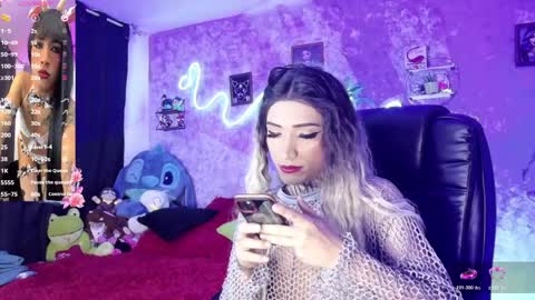 mia califa online show from April 25, 3:31 am