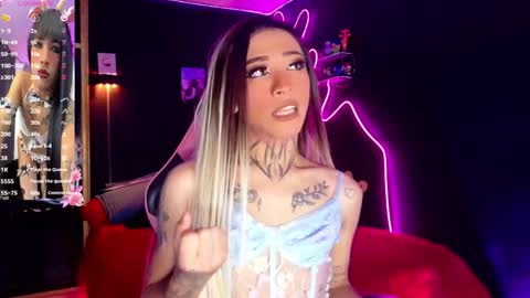 Snapshot of mia_califa_01 chatting on April 28, 10:48 pm mia califa online show from April 28, 10:48 pm