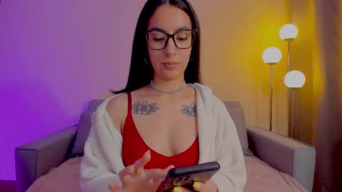 Sarah Luna online show from March 4, 10:27 pm