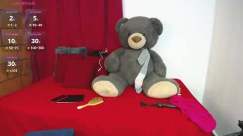 Snapshot of mia_downson chatting on May 11, 2:45 pm Mia online show from May 11, 2:45 pm