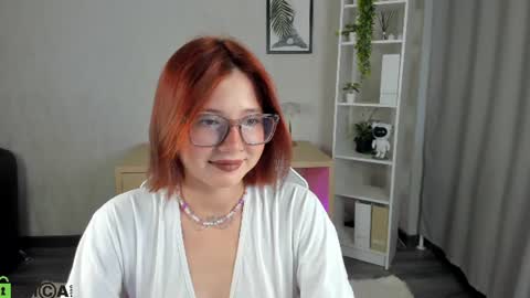 mia_e1fie online show from June 22, 12:56 am