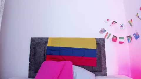 Snapshot of mia_foox12 chatting on July 12, 7:49 pm FERNANDA online show from July 12, 7:49 pm