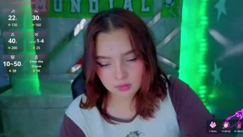 Mia online show from July 6, 3:58 pm
