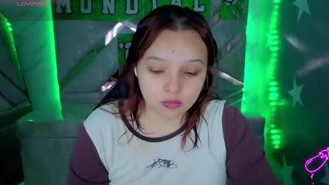 Mia online show from July 13, 1:14 pm