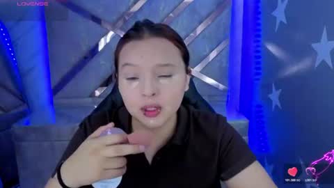 Mia online show from July 19, 1:37 pm