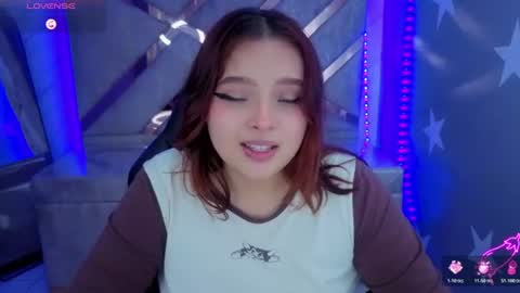 Mia online show from July 22, 2:09 pm