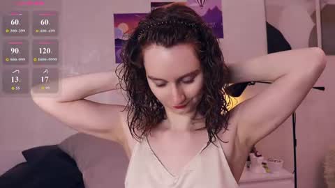 Snapshot of mia_frizz chatting on June 26, 9:25 am Mia online show from June 26, 9:25 am