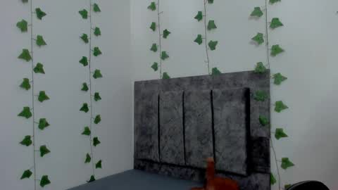 Snapshot of mia_garcia2 chatting on May 15, 10:39 pm MIA online show from May 15, 10:39 pm